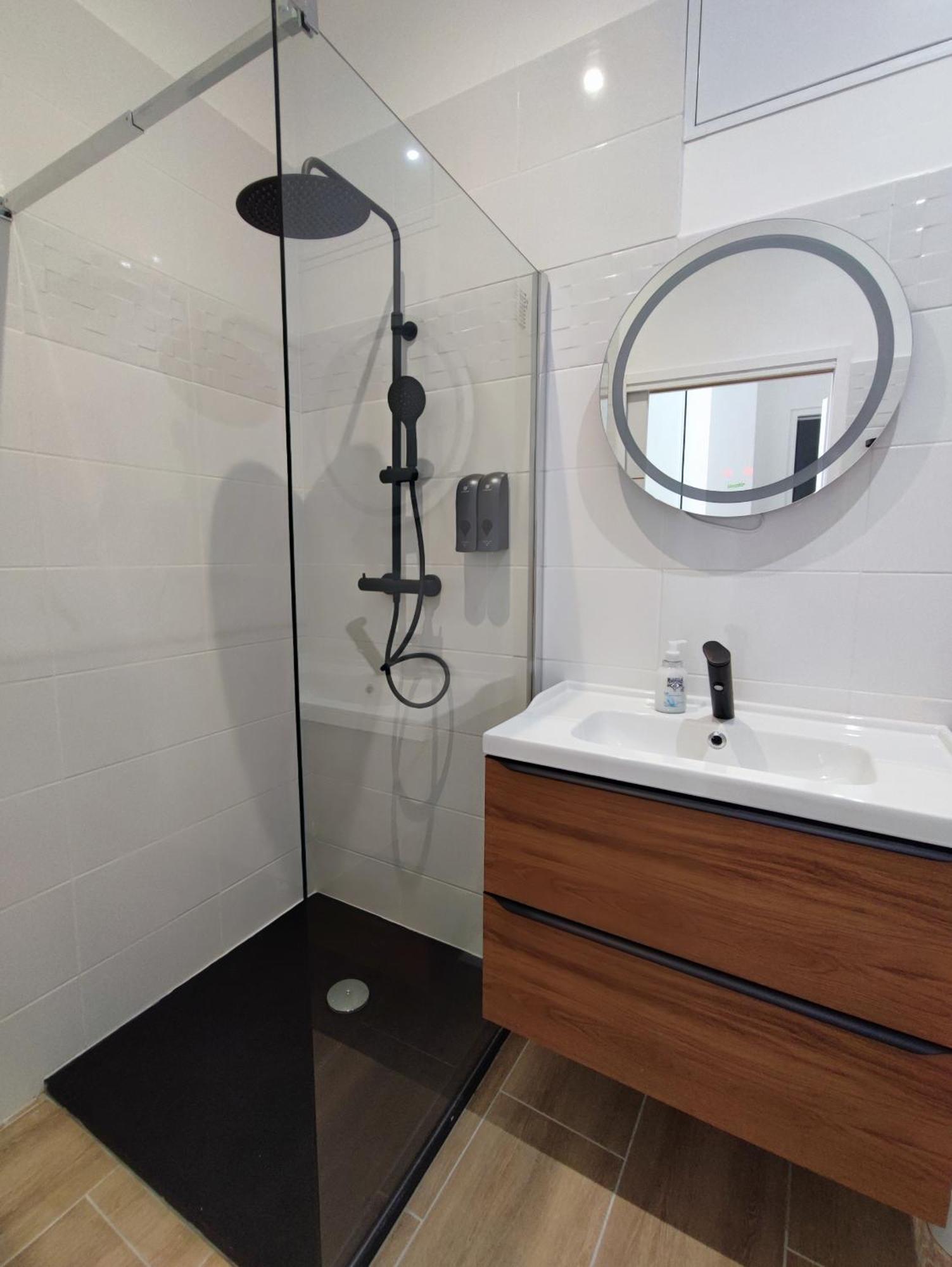 Escale Entre Cite Et Bastide Clim Wifi Smart Tv Apartment Carcassonne Luaran gambar